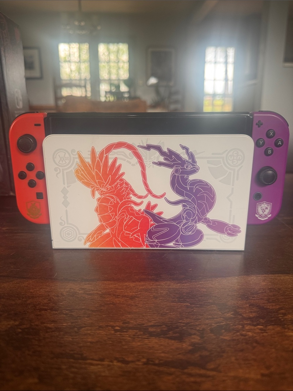 Nintendo Switch OLED Pokémon Scarlet & Violet Limited Edition Bundle - Picture 4 of 16